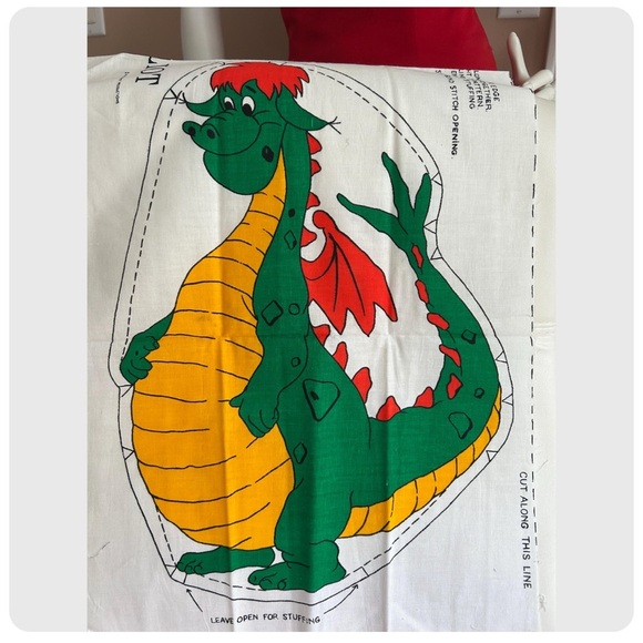 4/$100 green dragon Colorful Dinosaur Print Fabric 🐉 - Picture 2 of 2